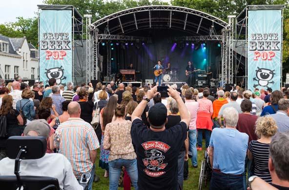 Danny Vera op Grote Beek Pop 2016